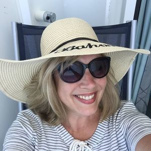 Meet your Posher, Lynn